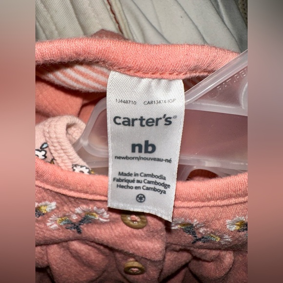 Carter’s Newborn Girl - 3 Piece Matching Pant Set. Coral w/ Floral Print Design - Picture 6 of 11